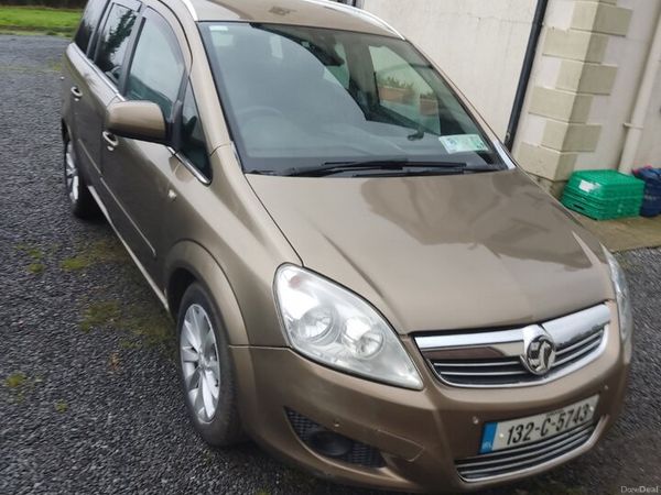 Vauxhall Zafira MPV, Diesel, 2013, Brown
