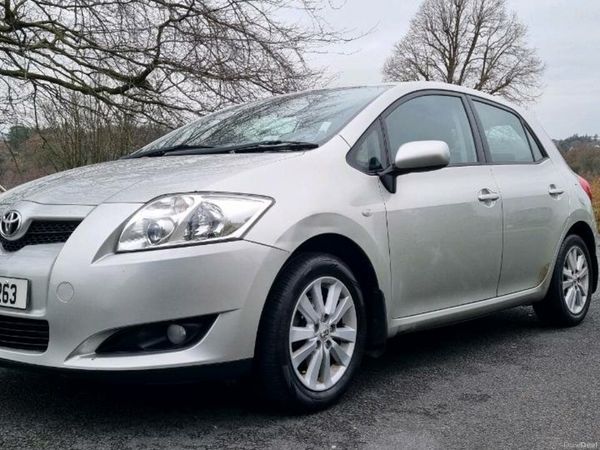 Toyota Auris Hatchback, Petrol, 2008, Silver