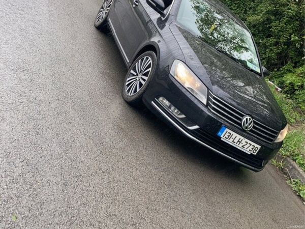 Volkswagen Passat Saloon, Diesel, 2013, Black