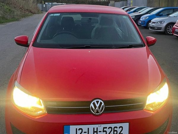 Volkswagen Polo Hatchback, Petrol, 2012, Red