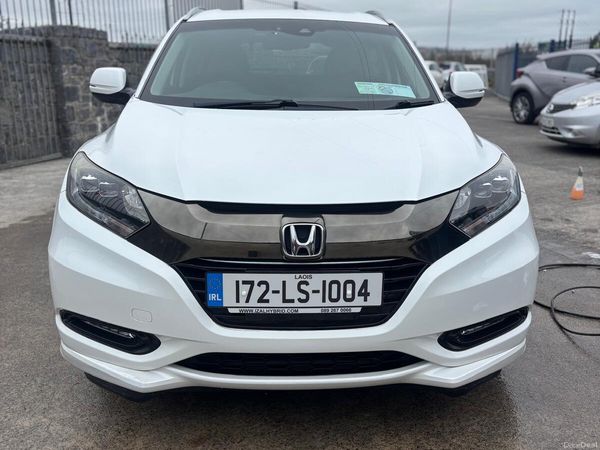 Honda Vezel SUV, Petrol Hybrid, 2017, White