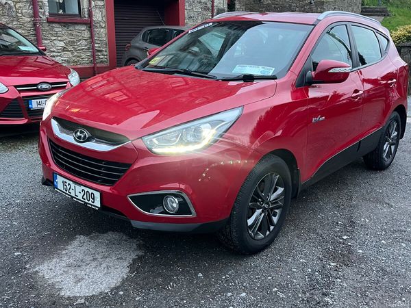 Hyundai ix35 SUV, Diesel, 2015, Red
