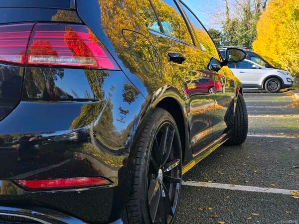 Volkswagen Golf Estate, Diesel, 2019, Black