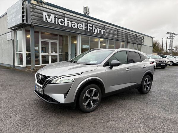 Nissan Qashqai MPV, Petrol, 2022, Grey