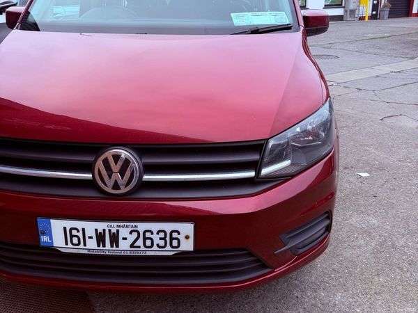 Volkswagen Caddy MPV, Diesel, 2016, Red