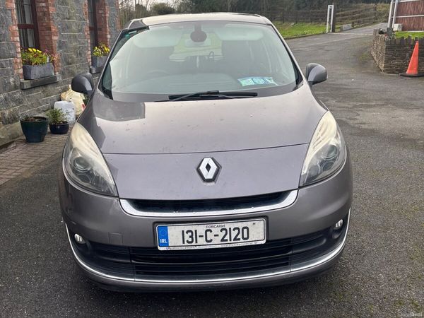 Renault Grand Scenic MPV, Diesel, 2013, Grey
