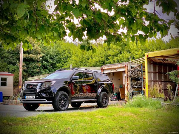 Nissan Navara Pick Up, Diesel, 2016, Black