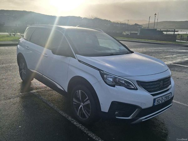 Peugeot 5008 MPV, Diesel, 2019, White