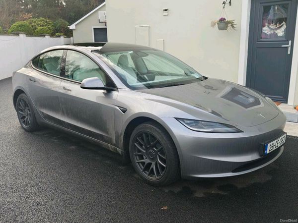 Tesla Model 3 Saloon, Electric, 2025, Grey