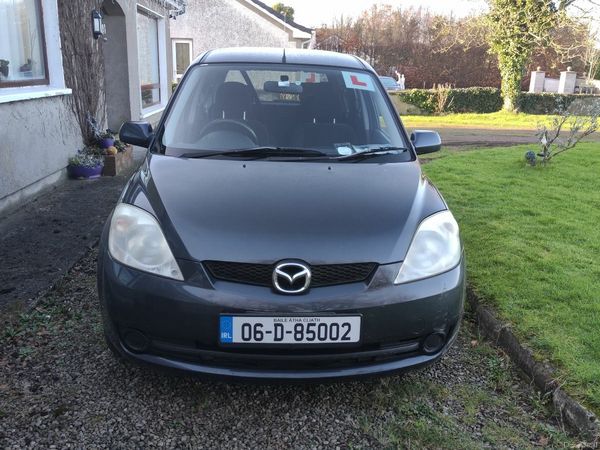 Mazda Mazda2 Saloon, Petrol, 2006, Grey
