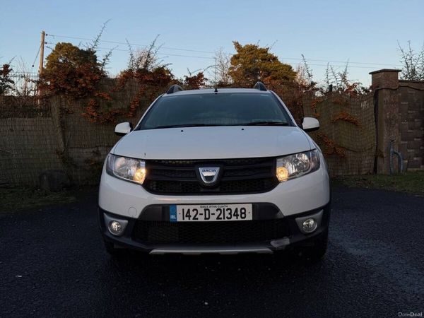 Dacia Sandero Stepway Hatchback, Diesel, 2014, White