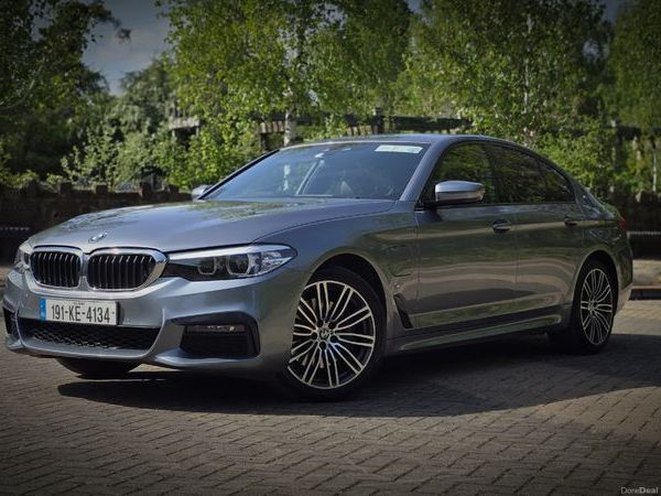 BMW 5-Series Saloon, Petrol Plug-in Hybrid, 2019, Blue