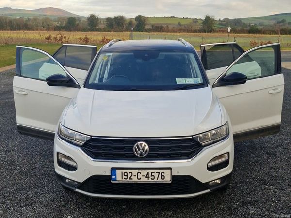 Volkswagen T-Roc SUV, Diesel, 2019, White