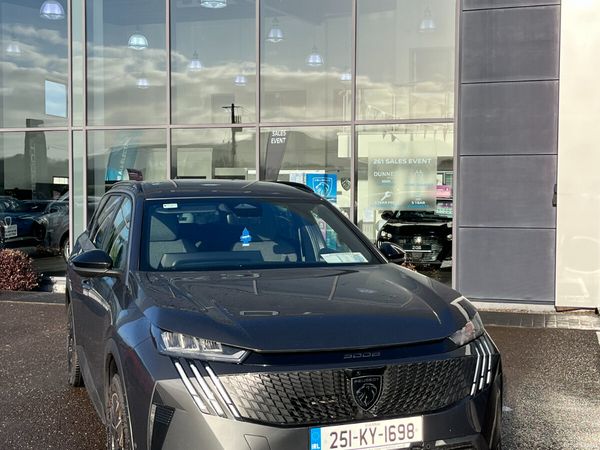 Peugeot 5008 MPV, Petrol, 2025, Grey