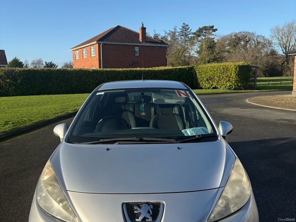 Peugeot 207 Hatchback, Diesel, 2011, Grey