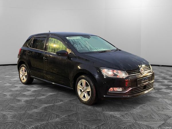 Volkswagen Polo Hatchback, Petrol, 2015, Black