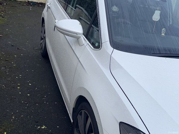 Volkswagen Golf MPV, Petrol, 2016, White