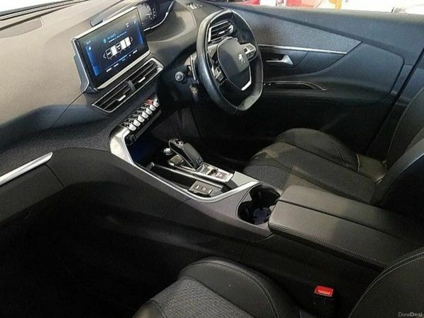 Peugeot 3008 MPV, Diesel, 2021, Black