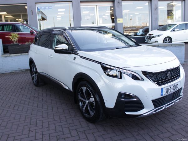 Peugeot 5008 MPV, Diesel, 2021, White