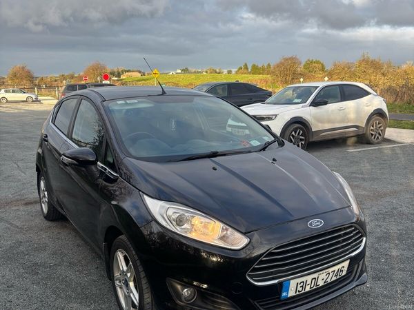 Ford Fiesta Hatchback, Diesel, 2013, Black