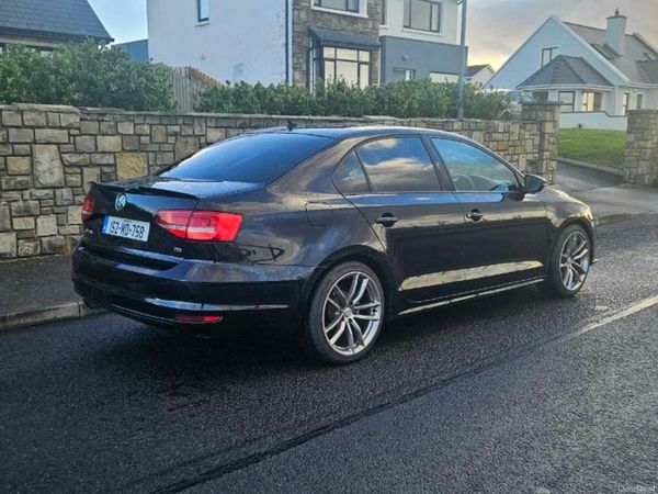 Volkswagen Jetta Saloon, Diesel, 2015, Black