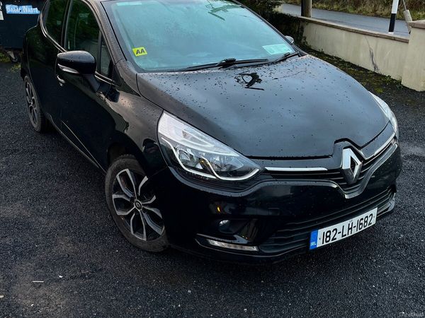 Renault Clio Hatchback, Petrol, 2018, Black