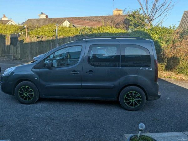 Peugeot Partner MPV, Diesel, 2017, Grey