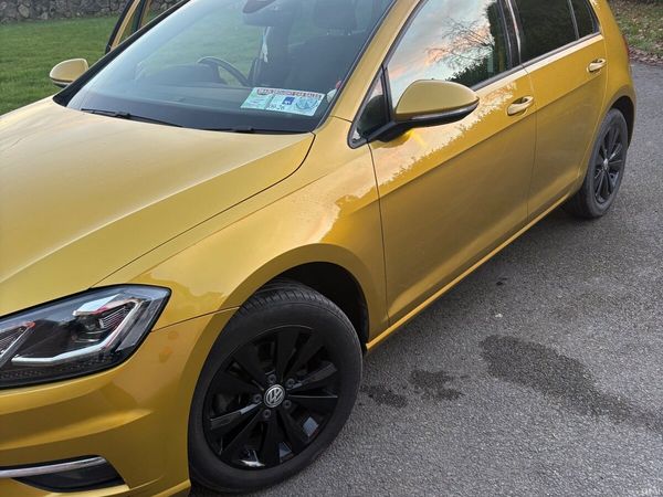 Volkswagen Golf Hatchback, Petrol, 2017, Gold