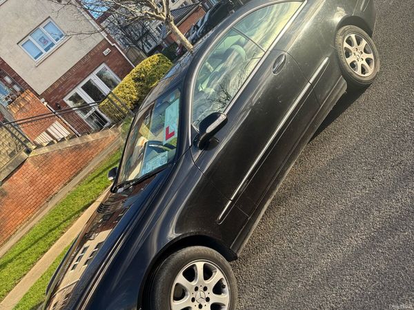 Mercedes-Benz CLK Coupe, Petrol, 2003, Black