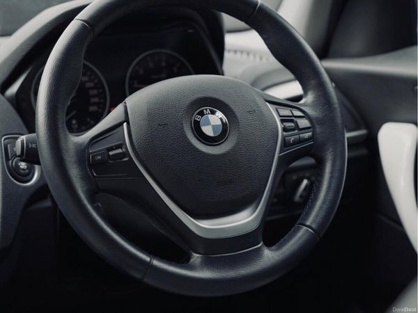 BMW 1-Series Hatchback, Petrol, 2015, Red