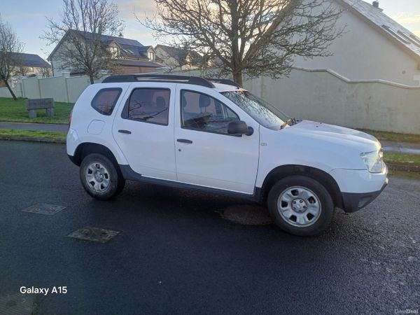 Dacia Duster SUV, Diesel, 2013, White