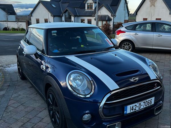 Mini Cooper Hatchback, Petrol, 2014, Blue