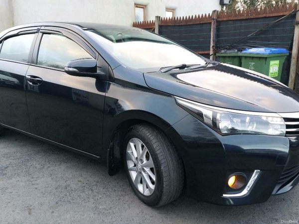 Toyota Corolla Saloon, Diesel, 2014, Black