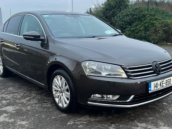 Volkswagen Passat Saloon, Diesel, 2014, Brown