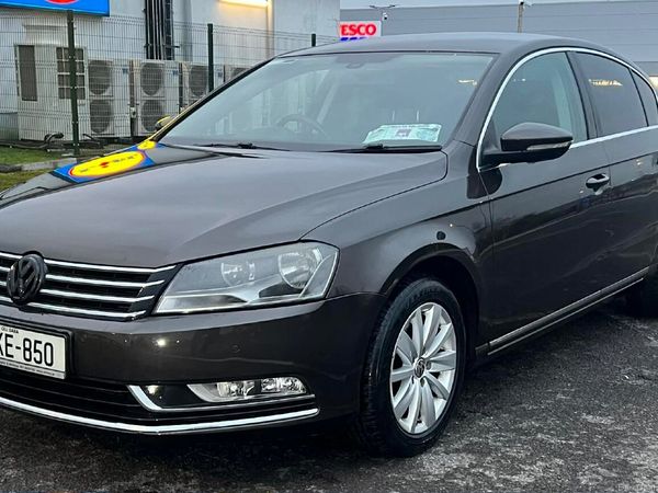 Volkswagen Passat Saloon, Diesel, 2014, Brown