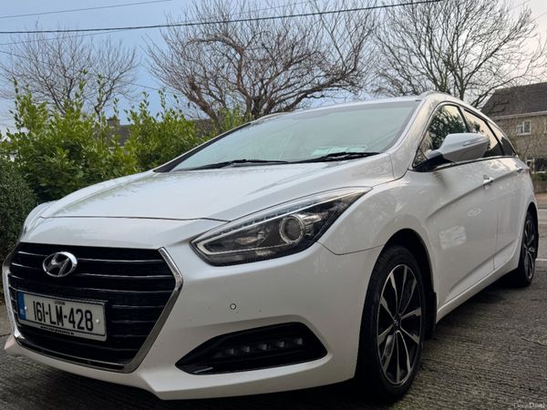 Hyundai i40 Estate/Jeep, Diesel, 2016, White