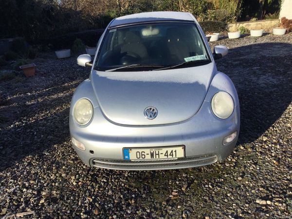 Volkswagen Beetle Hatchback, Petrol, 2006, Silver