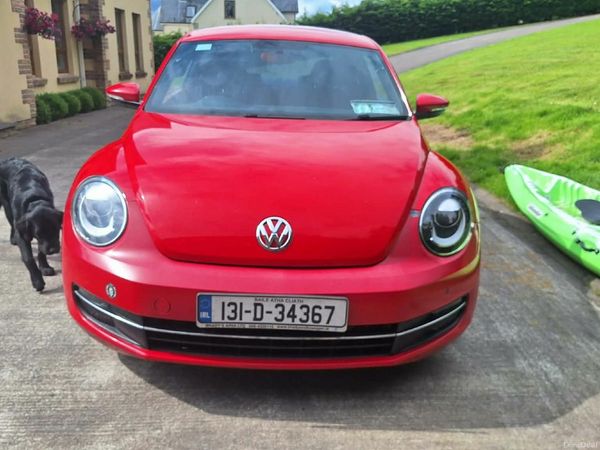 Volkswagen Beetle Hatchback, Petrol, 2013, Red