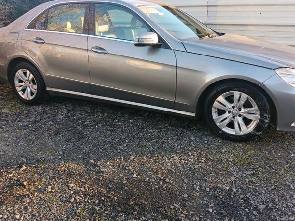 Mercedes-Benz E-Class Saloon, Diesel, 2012, Silver