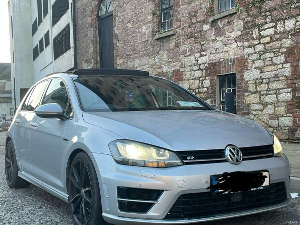 Volkswagen Golf Estate, Petrol, 2016, Silver