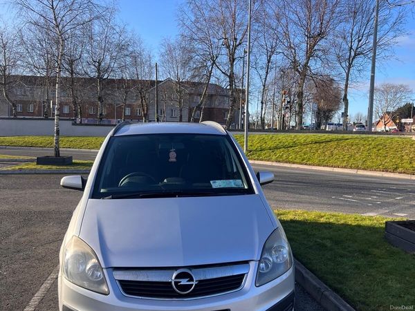 Opel Zafira MPV, Petrol, 2008, Silver