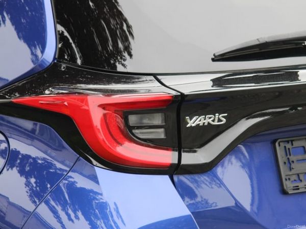 Toyota Yaris Hatchback, Petrol, 2020, Blue