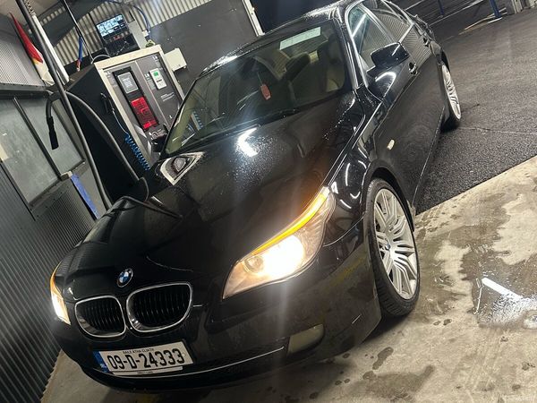 BMW 5-Series Saloon, Diesel, 2009, Black