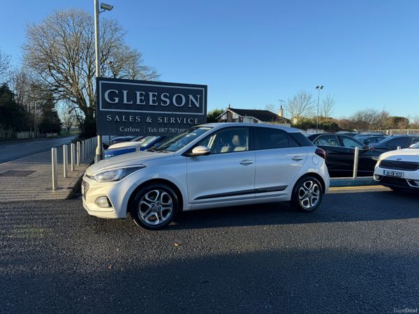 Hyundai i20 Hatchback, Petrol, 2020, Grey