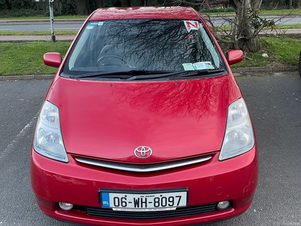 Toyota Prius Hatchback, Petrol Hybrid, 2006, Red