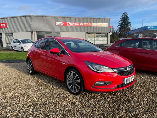 Vauxhall Astra Hatchback, Diesel, 2016, Red