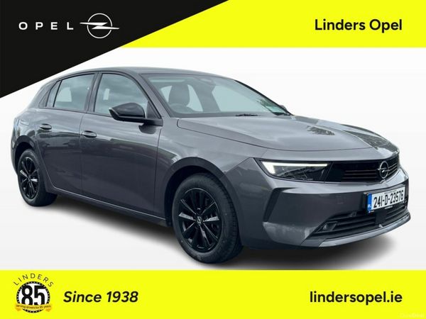 Opel Astra Hatchback, Diesel, 2024, Grey