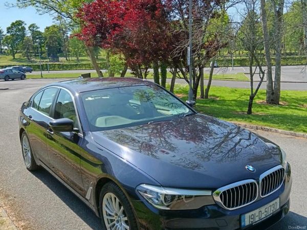 BMW 5-Series Saloon, Petrol Plug-in Hybrid, 2019, Blue