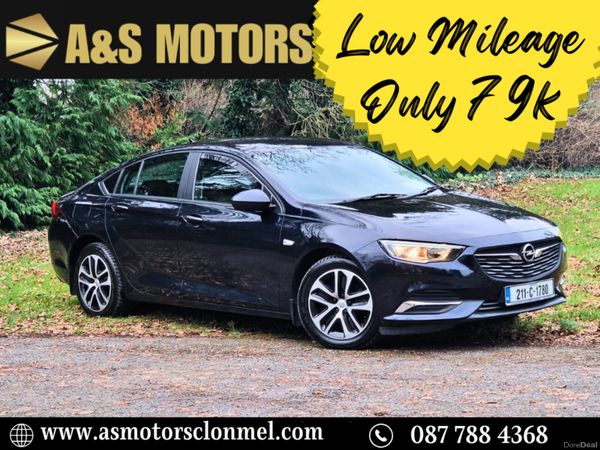 Opel Insignia Hatchback, Diesel, 2021, Blue