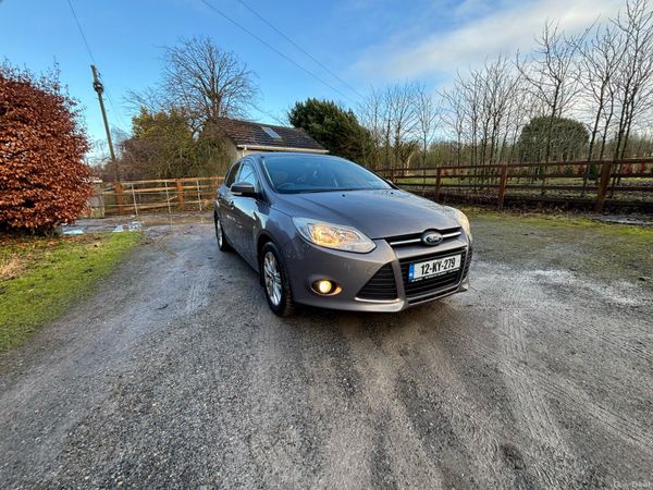 Ford Focus Hatchback, Diesel, 2012, Brown